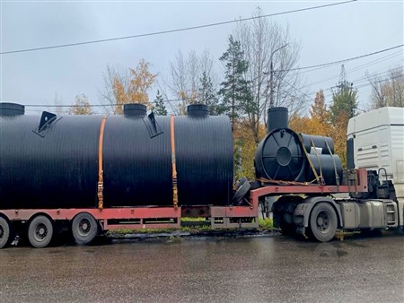 Емкости 40 м3, 2 м3 из полиэтилена